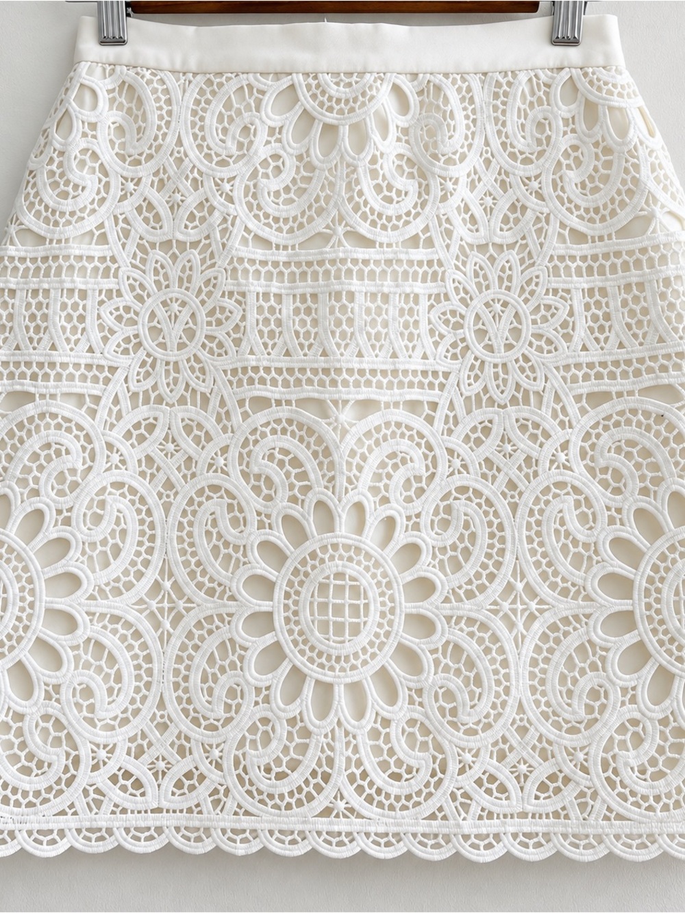 Runaway White Lace Crochet Mini Skirt Y2K Boho Floral Openwork Scalloped Hem